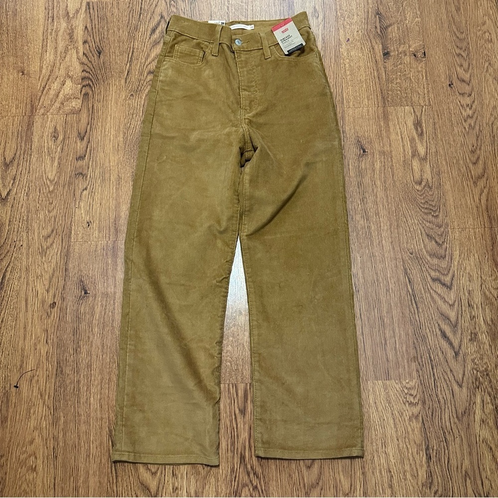 Levi's Straight Leg Corduroy Pants in Tan RIBCAGE STRAIGHT ANKLE Size 26
